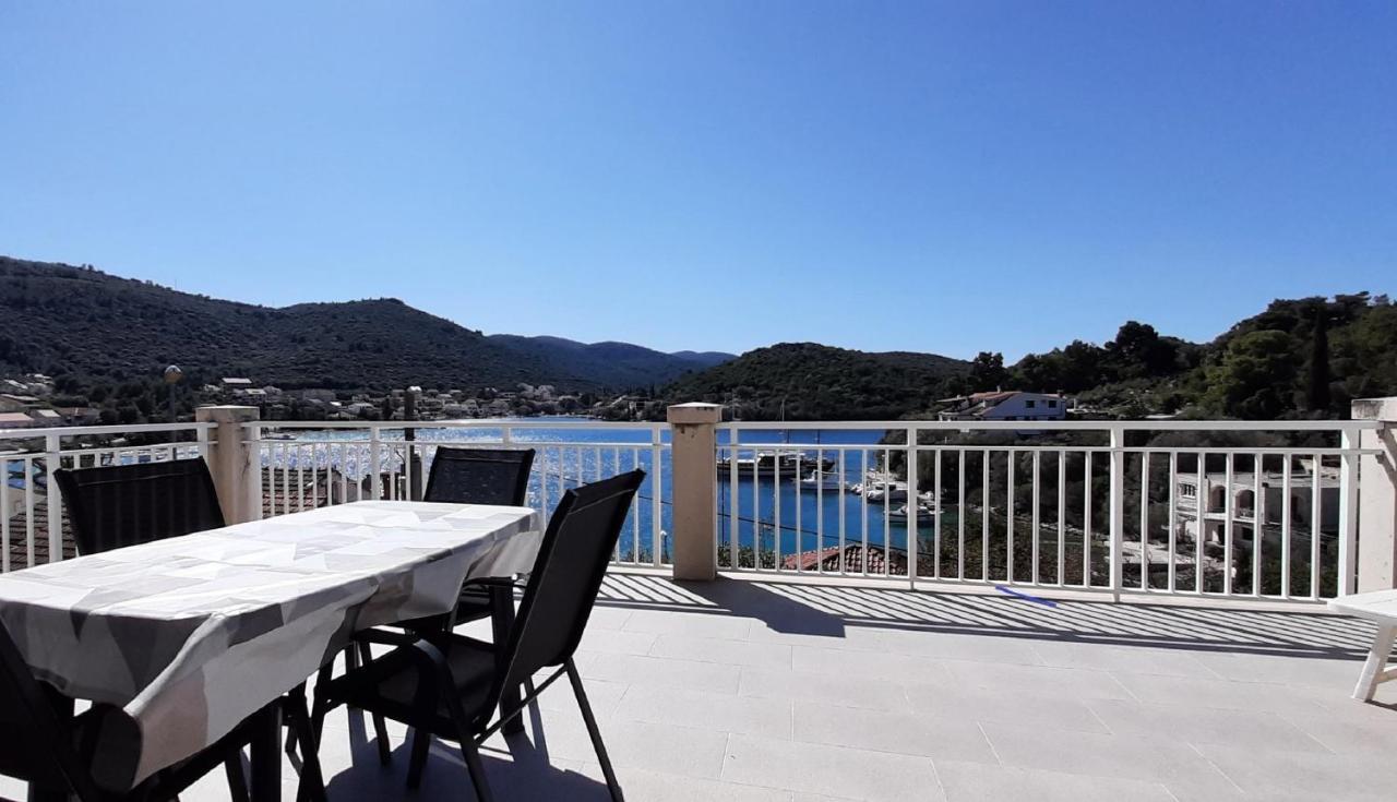 Apartment Classic Zrnovo Ngoại thất bức ảnh